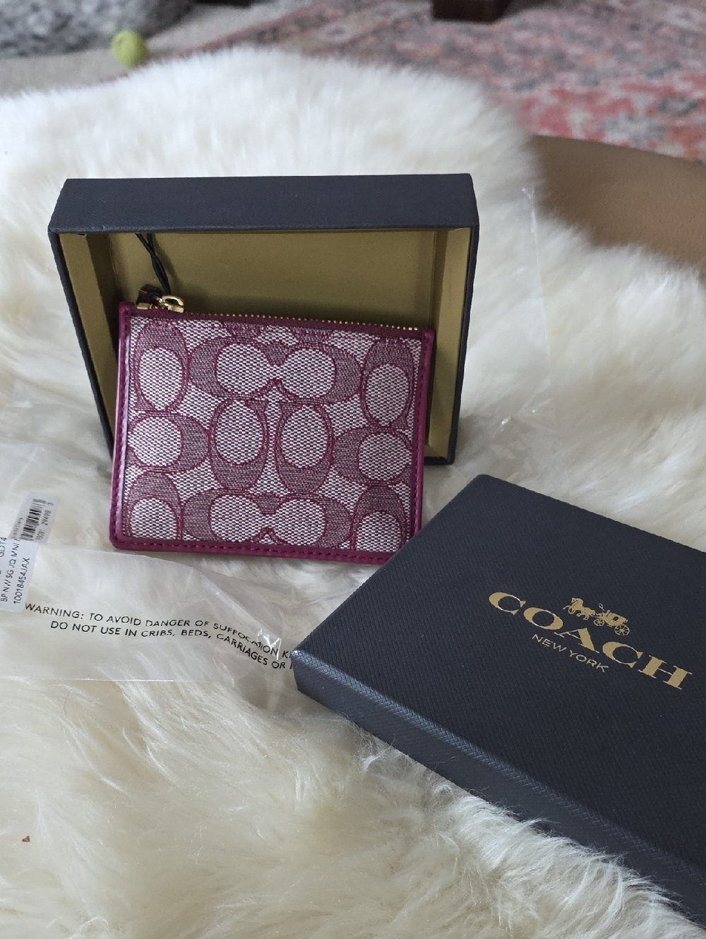NWT IOB Coach Burgandy/Black Cherry Mini Skinny ID Wallet 🖤🍒🎁